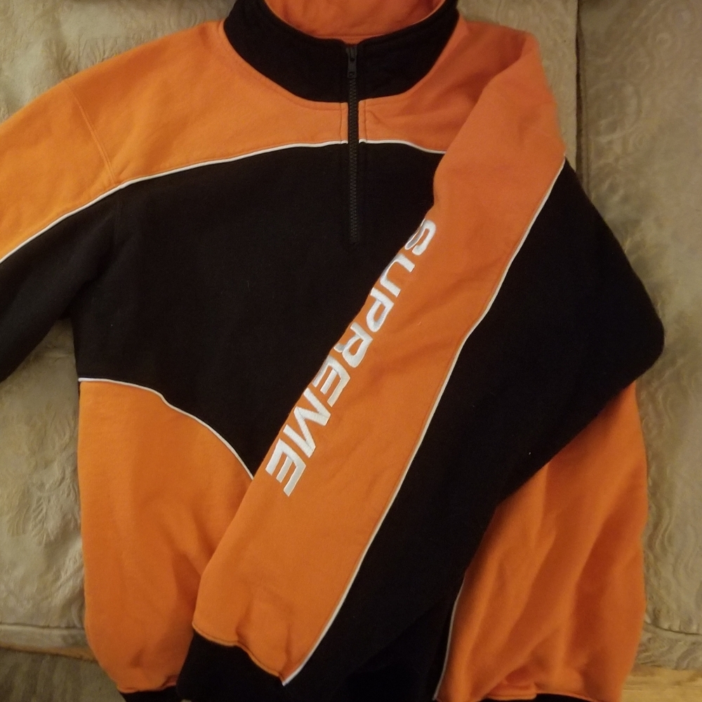 Authentic Supreme Pullover - Picture 1 of 4